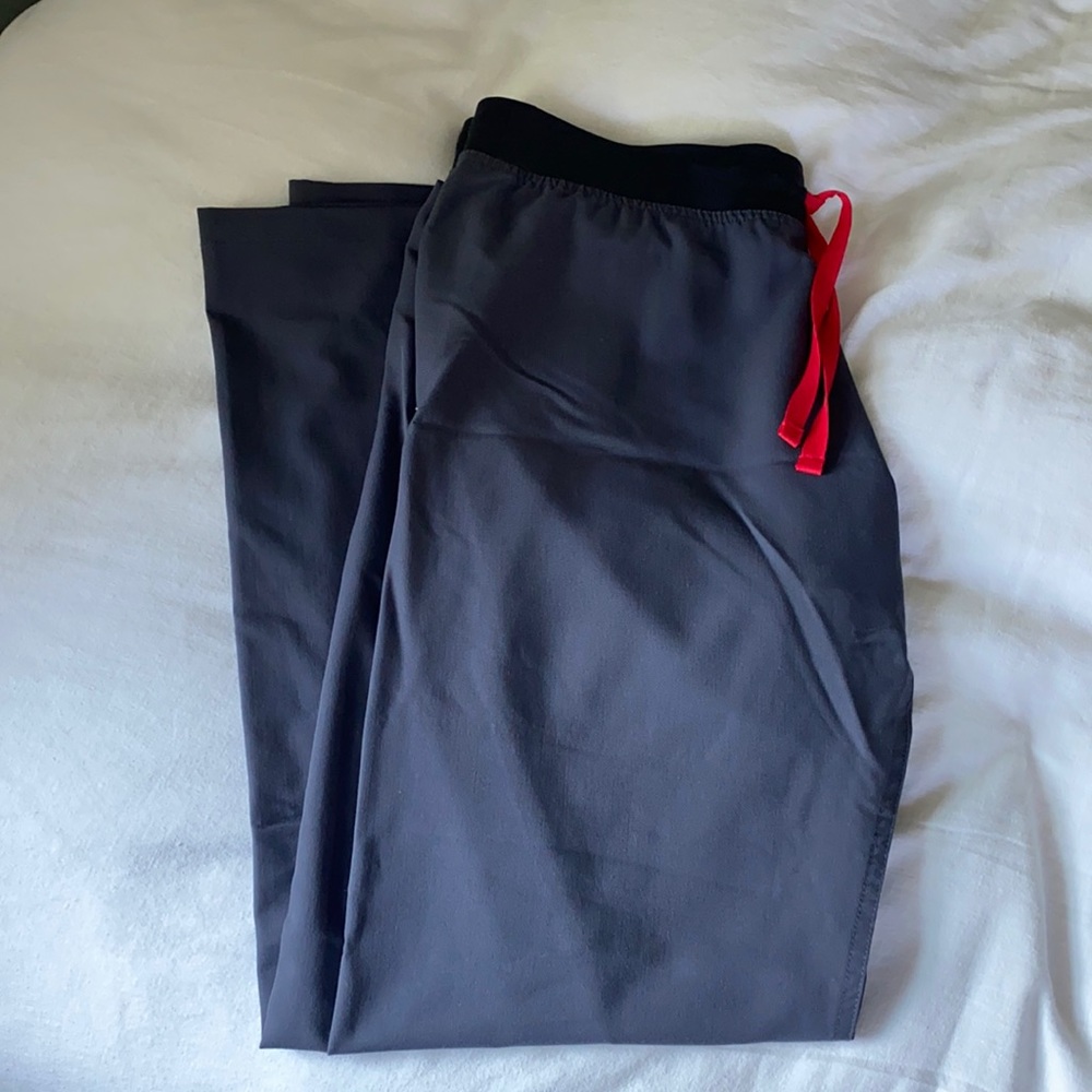 Figs Charcoal Livingston scrub pants
